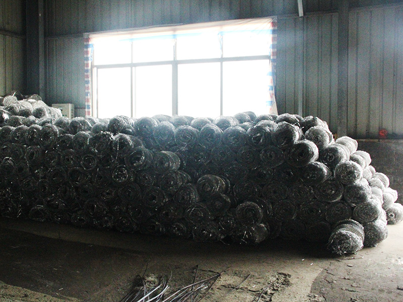 防爆阻隔材料12